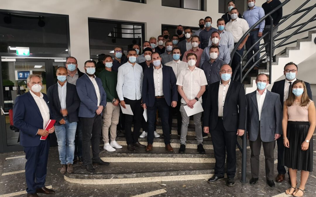 Feierliche Verabschiedung der Absolventen des Aufbaubildungsgangs Betriebswirtschaft für Staatlich geprüfte Techniker