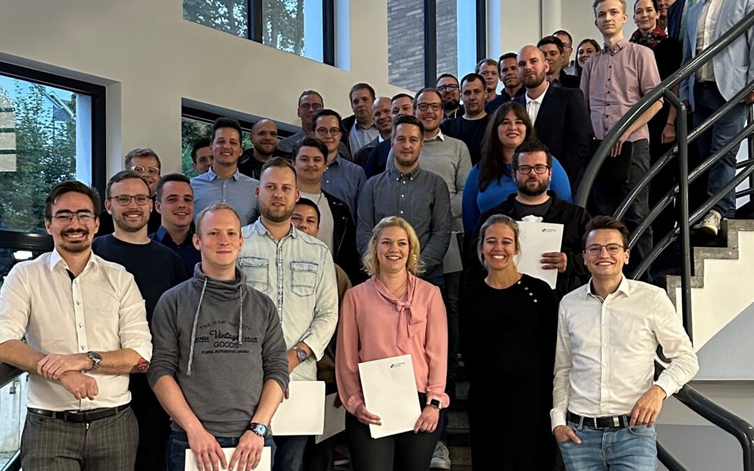 Verabschiedung der erfolgreichen Absolventen des Aufbaubildungsgang Betriebswirtschaft am Berufskolleg Technik Siegen